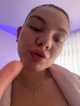 Snapshot of eva_y_marcelo chatting on February 19, 2026, 12:57 pm eva y marcelo online show from February 19, 2026, 12:57 pm