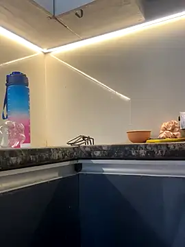 Diya Chopra online show from October 4, 2025, 3:52 am