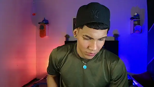 Damian latinxxx online show from March 14, 2025, 2:53 am