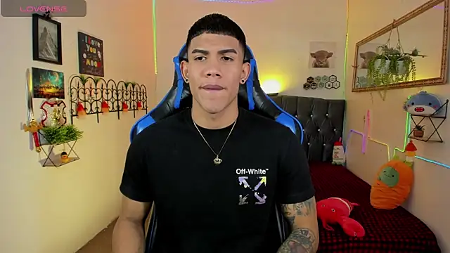 Damian latinxxx online show from February 5, 2026, 3:24 am