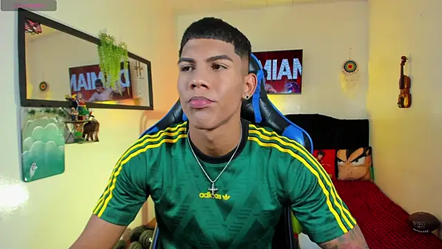 Damian latinxxx online show from June 15, 2026, 3:07 am