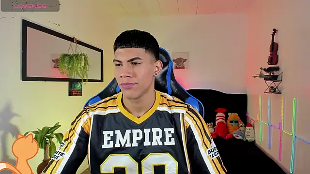 Damian latinxxx online show from March 2, 2026, 3:18 am