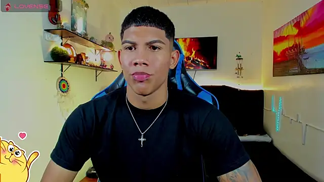 Snapshot of Damian_latinxxx chatting on June 19, 2026, 3:12 am Damian latinxxx online show from June 19, 2026, 3:12 am