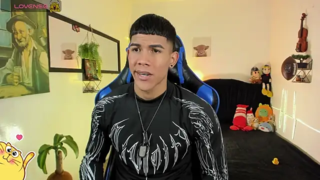 Damian latinxxx online show from March 28, 2026, 3:07 am