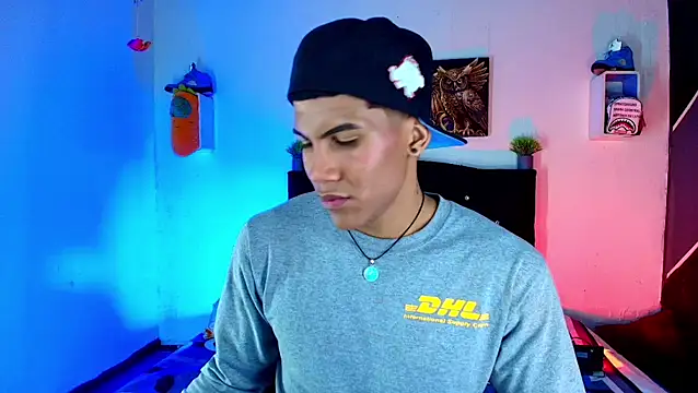 Damian latinxxx online show from March 13, 2025, 6:05 am