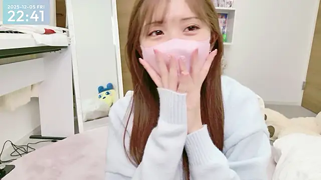 -SHINON- online show from December 5, 2025, 1:43 pm