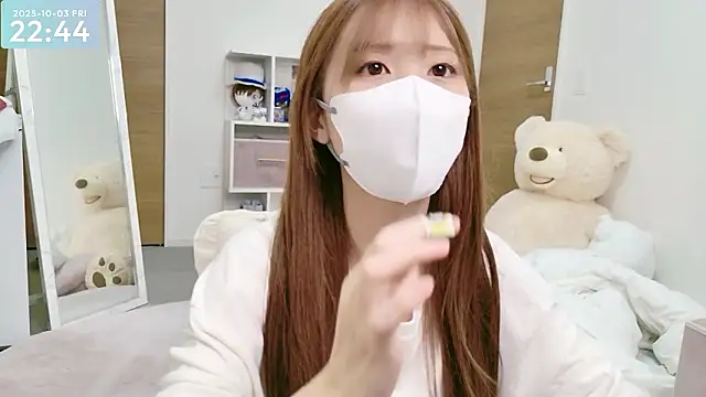 -SHINON- online show from October 3, 2025, 1:45 pm