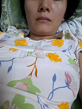 Baby-sexytits18 online show from November 6, 2025, 11:47 am