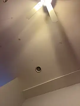 mreatdatpussy online show from March 1, 2026, 4:12 am