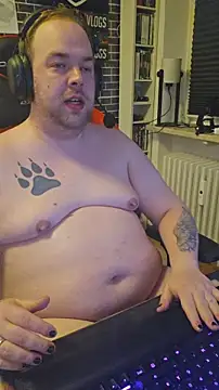 PupW0lfy online show from February 22, 2026, 7:15 pm