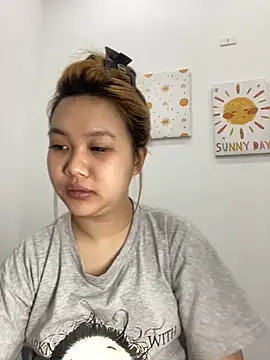 Odette68 online show from March 31, 2026, 12:45 am