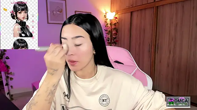 Veronica isaza   online show from September 28, 2025, 12:45 pm