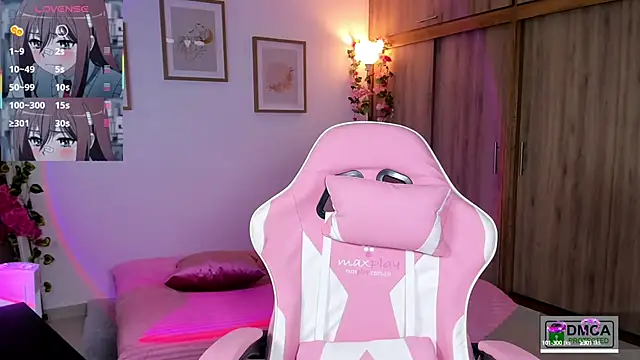 Veronica isaza   online show from September 23, 2025, 12:45 pm