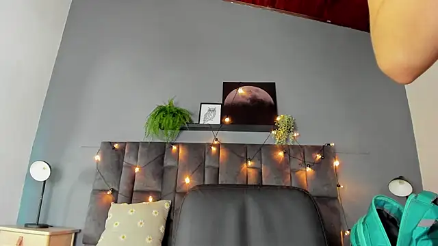 AmbarHills 1 online show from December 23, 2025, 11:09 am