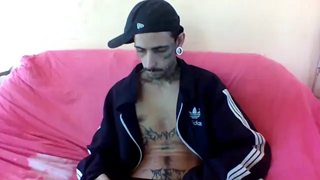 sellvageria online show from November 8, 2025, 2:09 pm