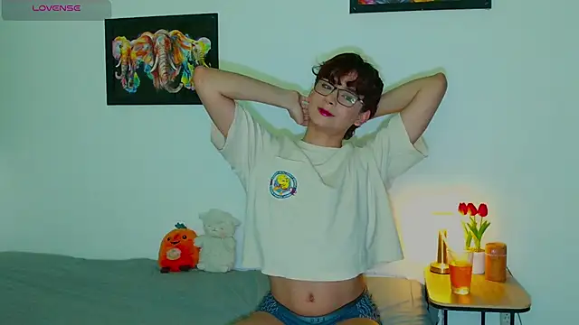 Snapshot of arnold_laurent_ chatting on September 25, 2025, 4:07 am arnold laurent online show from September 25, 2025, 4:07 am