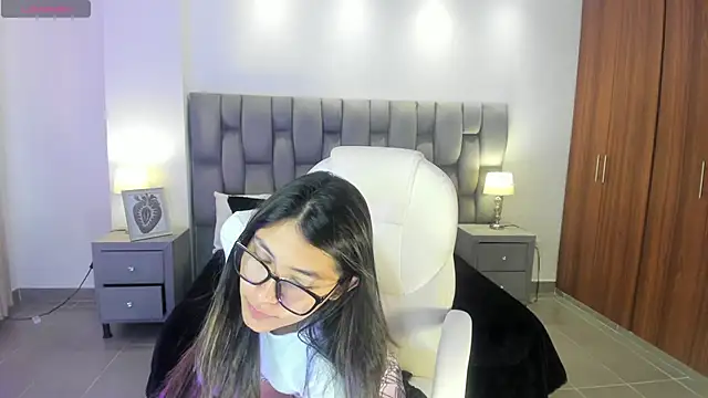 Abella ruiz online show from February 6, 2025, 1:21 pm