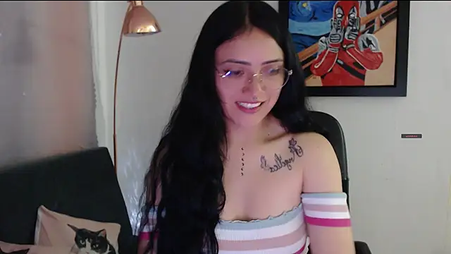 Snapshot of Suzanne_abbey chatting on April 25, 2026, 11:13 pm Suzanne abbey online show from April 25, 2026, 11:13 pm