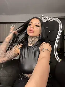 CreamyInkky  online show from February 3, 2025, 7:29 am