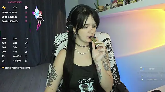 Snapshot of SashaSunlight chatting on November 20, 2025, 4:07 pm SashaSunlight online show from November 20, 2025, 4:07 pm