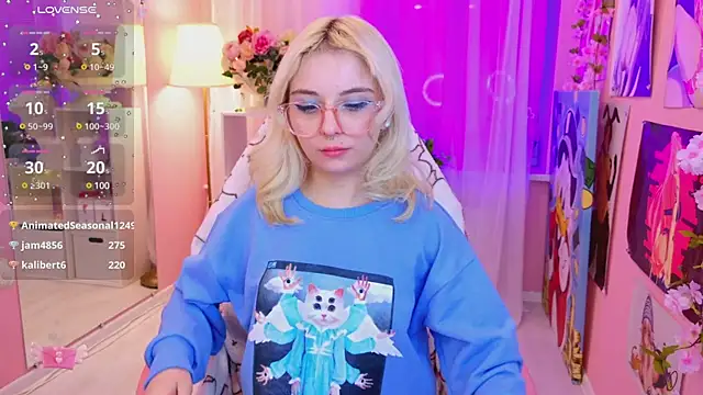 Coconut Mia online show from March 1, 2025, 3:43 am