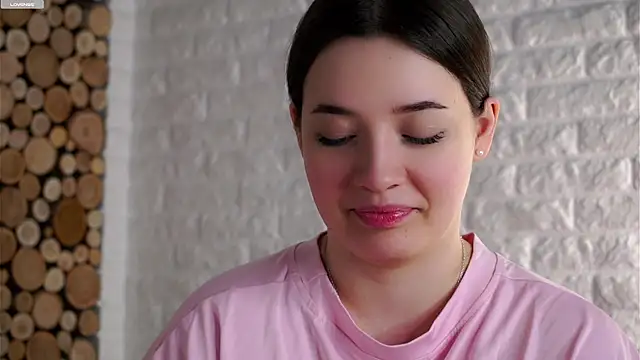 LowOncoming online show from April 3, 2026, 2:18 am