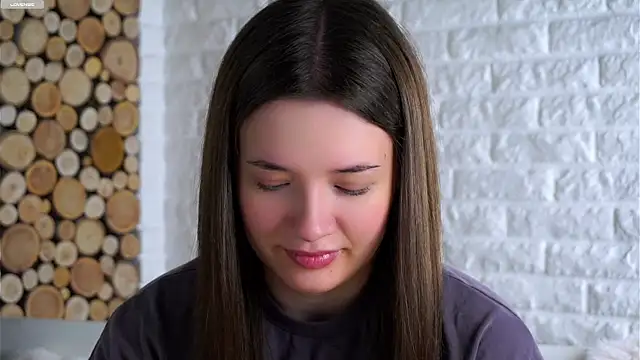 LowOncoming online show from November 14, 2025, 2:04 am