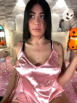  MadiLee  online show from October 12, 2025, 3:08 am