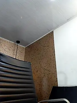 Michelle Brito1 online show from October 24, 2025, 10:09 pm