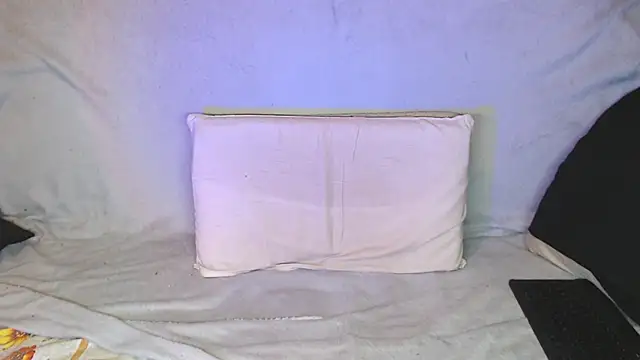 qustci-couple online show from October 15, 2025, 7:44 pm