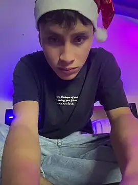 pipeynick online show from December 11, 2024, 11:43 pm