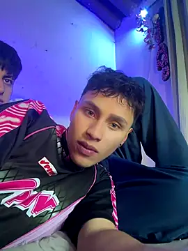 pipeynick online show from December 5, 2024, 10:50 pm