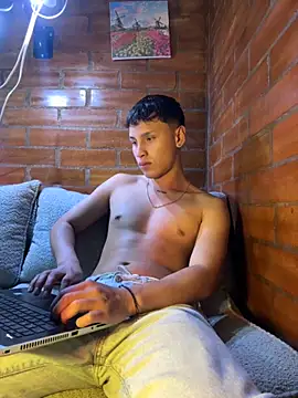 pipeynick online show from October 8, 2025, 1:07 am