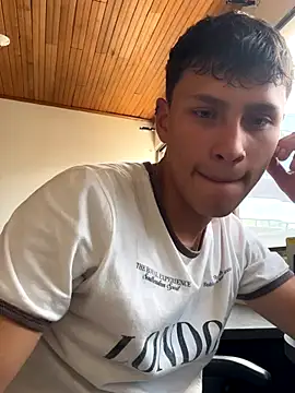 pipeynick online show from September 11, 2025, 5:13 pm