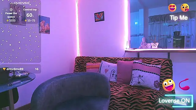 Maria fernandaxxx  online show from December 19, 2025, 7:38 pm