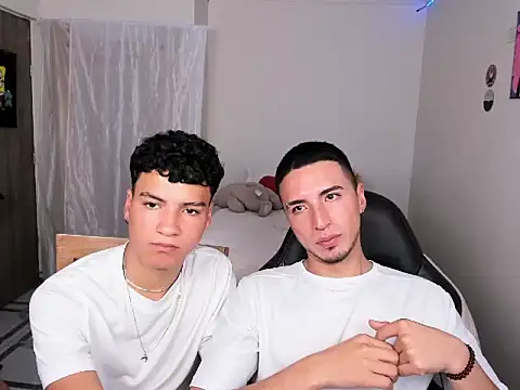 sweet boys xx online show from March 18, 2025, 6:50 am