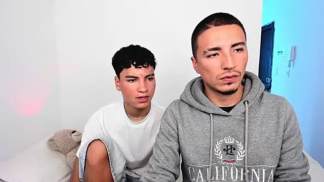 sweet boys xx online show from October 25, 2025, 6:19 pm