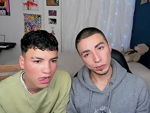 sweet boys xx online show from February 18, 2025, 12:28 pm