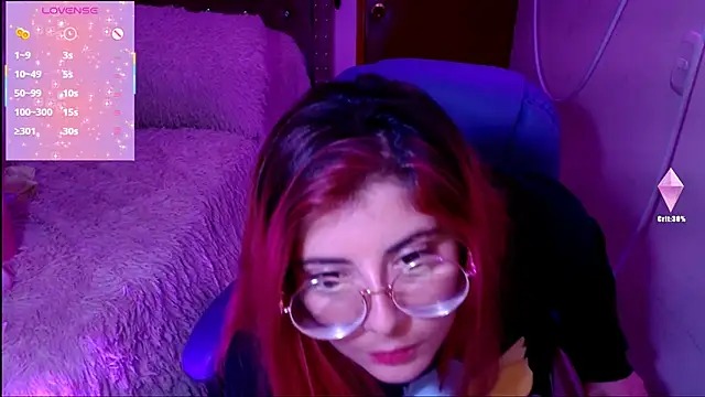 Snapshot of Azamy-12 chatting on March 5, 2025, 1:31 am Azamy-12 online show from March 5, 2025, 1:31 am