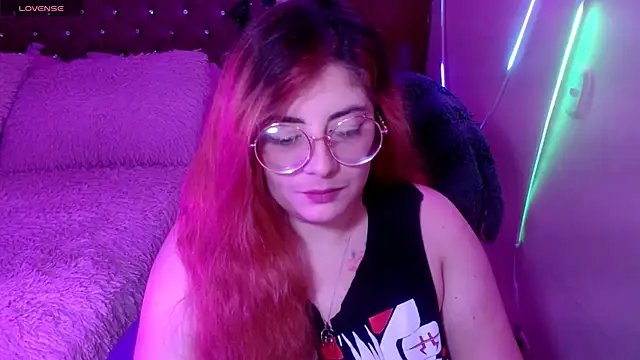 Snapshot of Azamy-12 chatting on March 21, 2025, 5:21 am Azamy-12 online show from March 21, 2025, 5:21 am