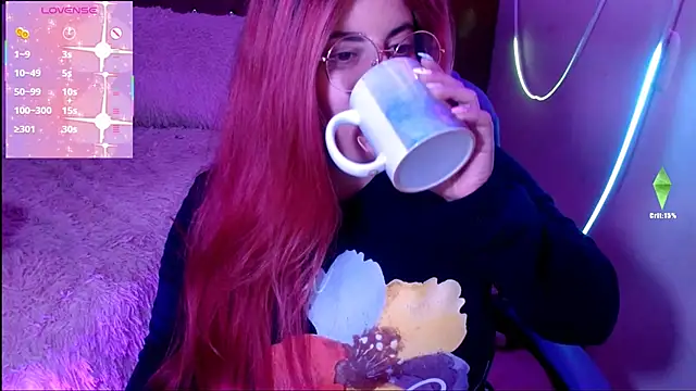 Snapshot of Azamy-12 chatting on March 4, 2025, 10:27 pm Azamy-12 online show from March 4, 2025, 10:27 pm