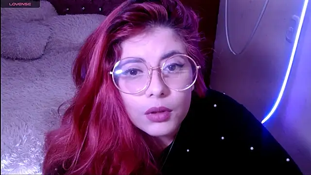 Snapshot of Azamy-12 chatting on March 2, 2025, 12:09 am Azamy-12 online show from March 2, 2025, 12:09 am