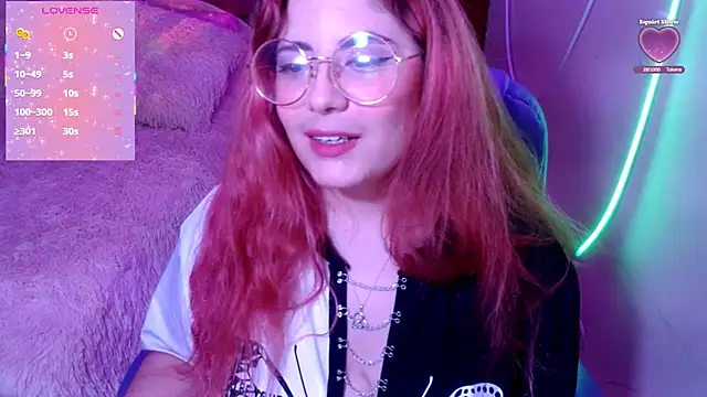 Snapshot of Azamy-12 chatting on March 14, 2025, 2:31 am Azamy-12 online show from March 14, 2025, 2:31 am