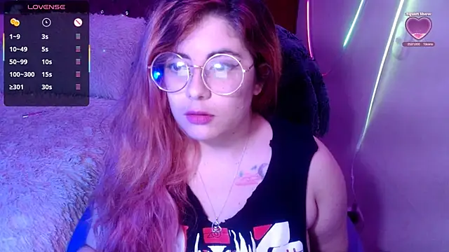 Snapshot of Azamy-12 chatting on March 21, 2025, 8:28 am Azamy-12 online show from March 21, 2025, 8:28 am