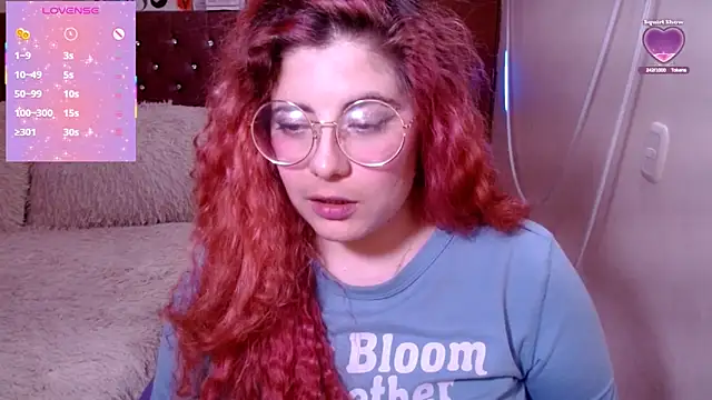 Snapshot of Azamy-12 chatting on March 15, 2025, 8:15 am Azamy-12 online show from March 15, 2025, 8:15 am