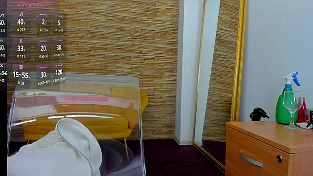 AishaRouhi online show from September 27, 2025, 4:07 am