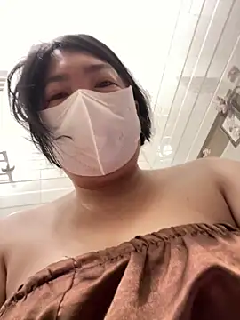 Hachi Sweetbabie  online show from February 4, 2026, 11:16 am