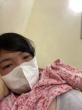 Hachi Sweetbabie  online show from March 11, 2026, 9:36 am