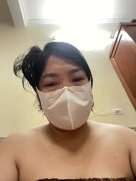 Hachi Sweetbabie  online show from March 21, 2026, 8:19 am