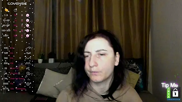 Muse kitty jenia online show from December 14, 2025, 8:09 am